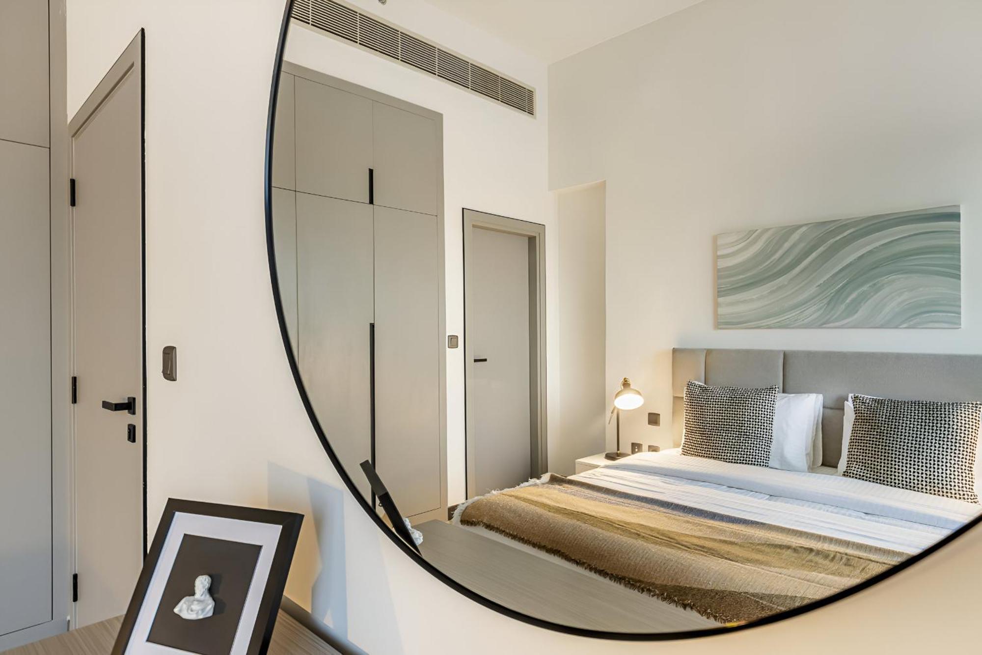 Burj Khalifa View I 1 Bdr In Mbr I Mag Eye Apartment