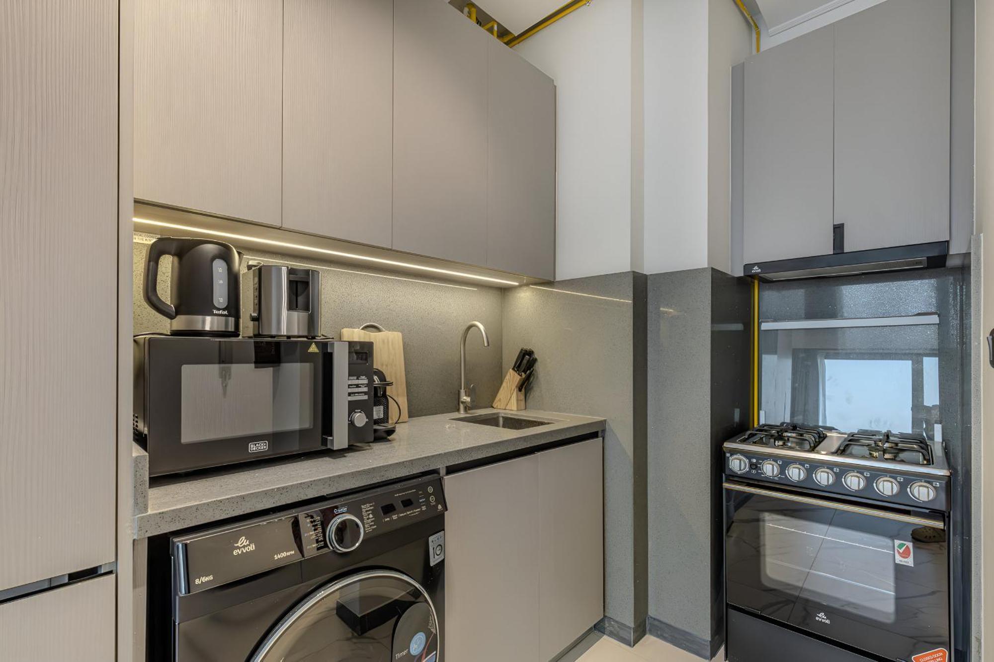 Burj Khalifa View I 1 Bdr In Mbr I Mag Eye Apartment